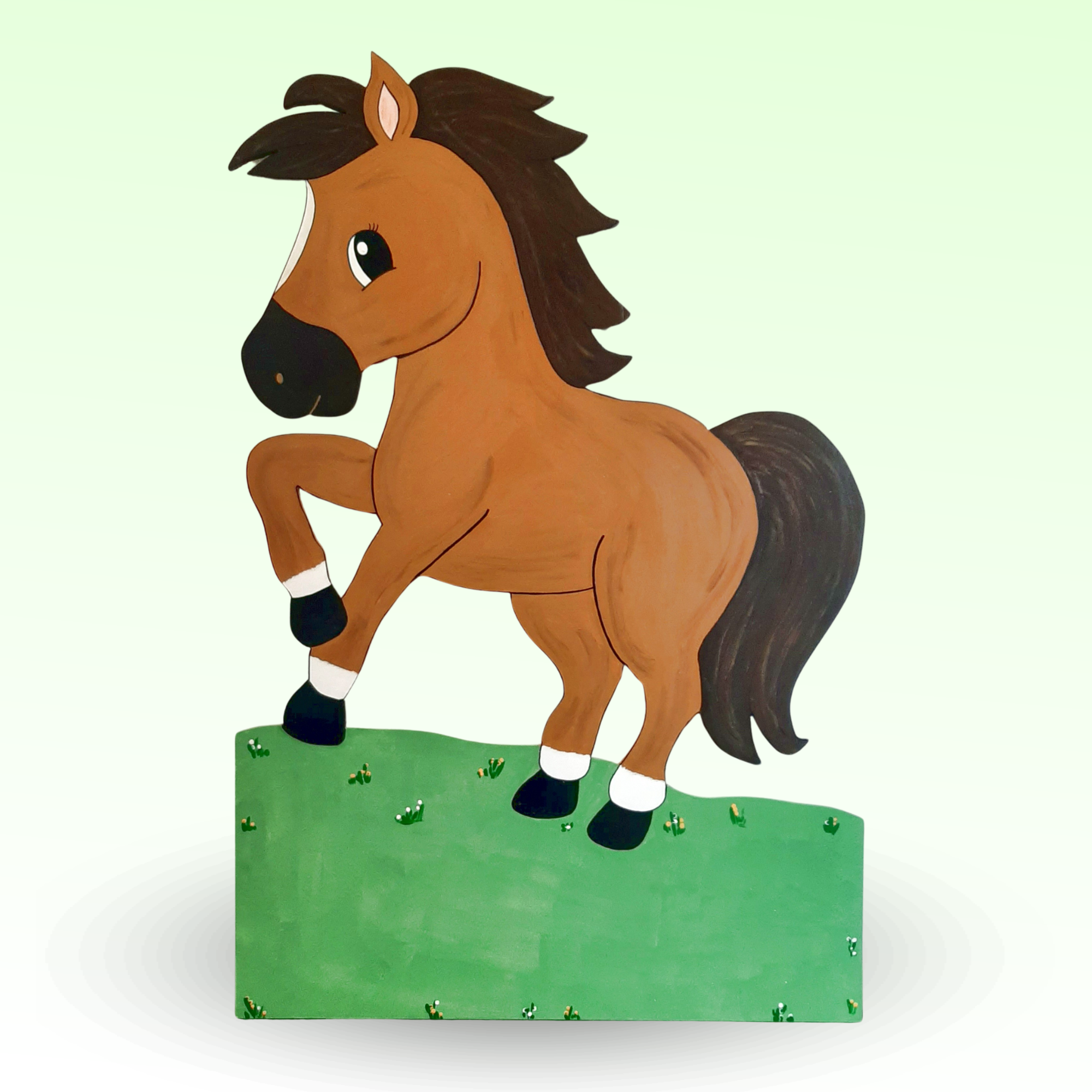 Geburtsschild/Babytafel in Form eines Pferdes. Handgefertigt von Franziska Barmettler, Geburtstafeln Luzern, in Root.