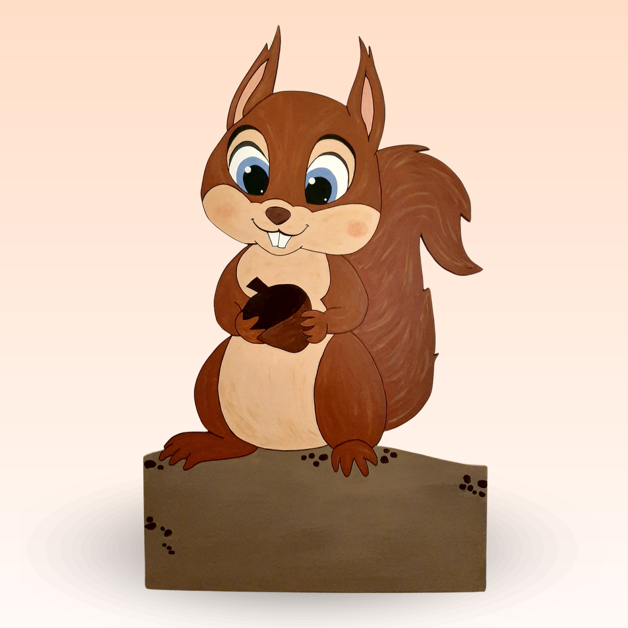 Geburtsschild/Babytafel in Form eines Eichhörnli. Handgefertigt von Franziska Barmettler, Geburtstafeln Luzern, in Root.