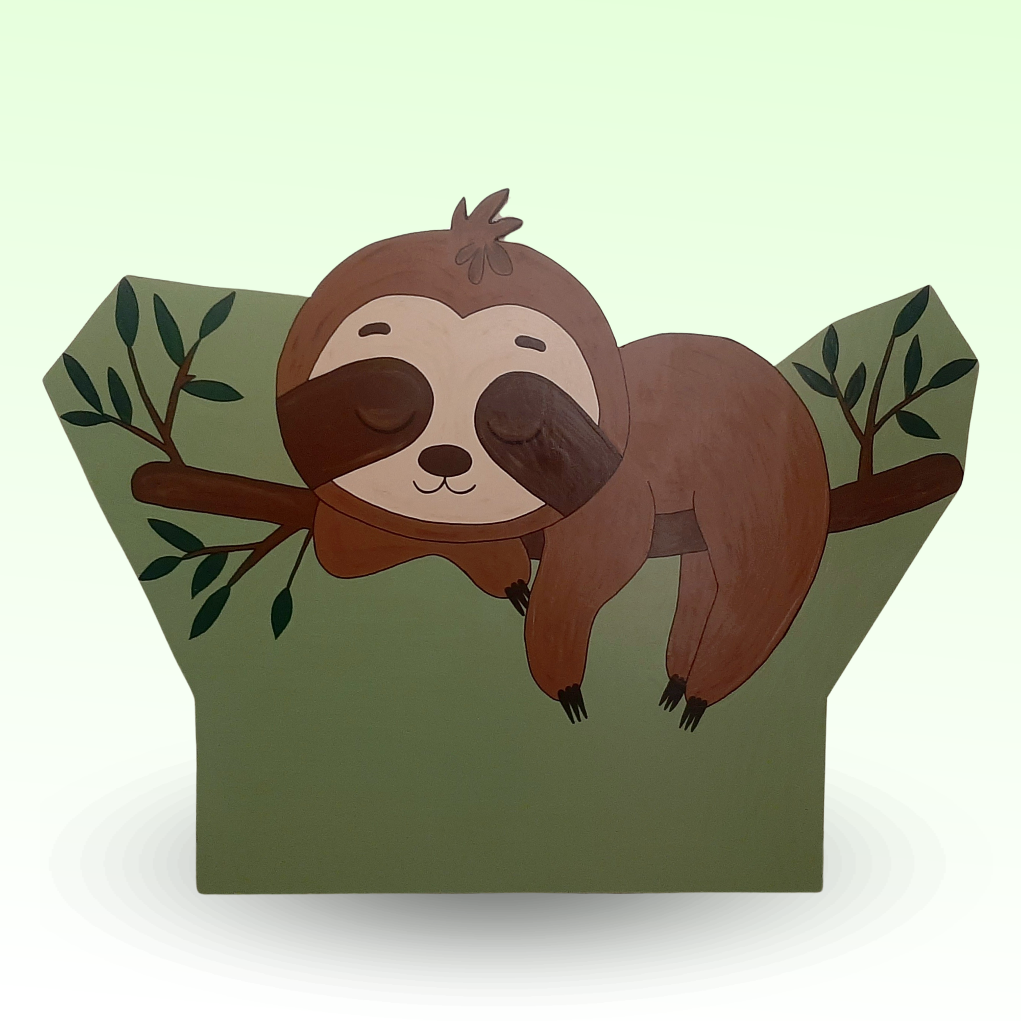 Geburtstafel/Babytafel in Form eines Faultiers. Handgefertigt von Franziska Barmettler, Geburtstafeln Luzern, in Root.